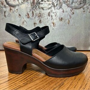 Elegant Black Leather Women's Shoes